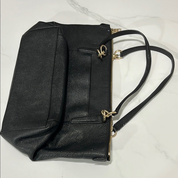 Coach Black Leather Women's Bag - Picture 4 of 5